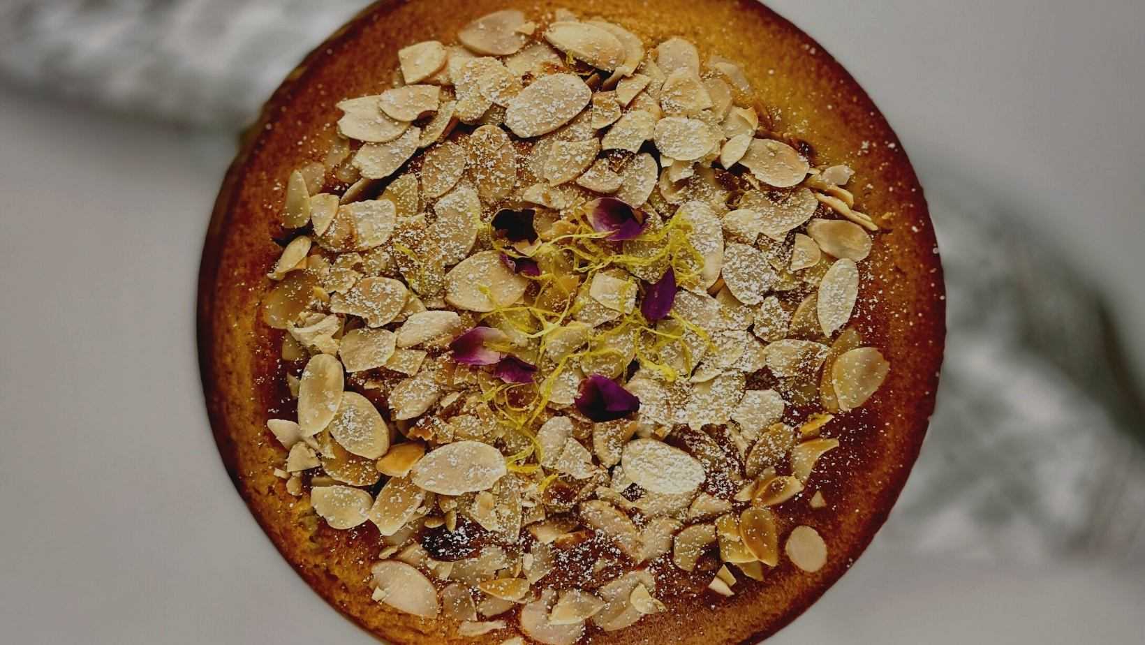 Authentic cake Azidelicious