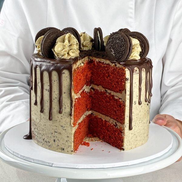 Oreo Red velvet Cake